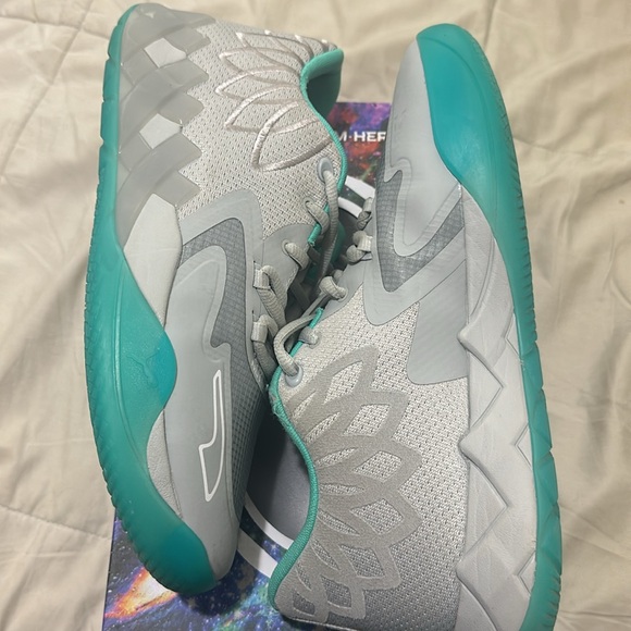 Men’s Puma Lamello Ball 1 low basketball shoe - Picture 2 of 6